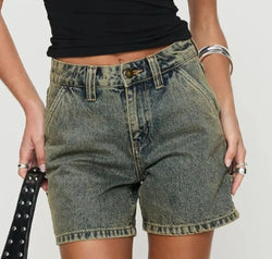 09abc57d-77f1-42c3-ab78-961f9d253a96-Max