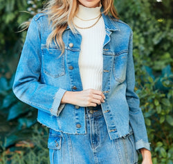 Veveret Button Up Raw Hem Denim Jacket