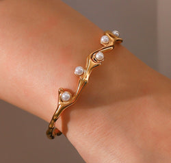 Inlaid Synthetic Pearl Open Bracelet