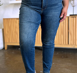 Judy Blue Full Size Tummy Control High Waist Slim Jeans