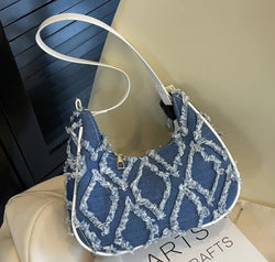 4b92fbf6-3a6a-4a89-9502-2507c1ec97c0-Max