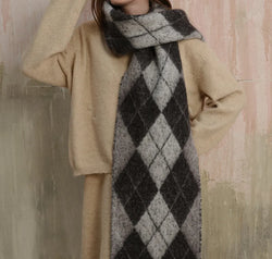 51073ad2-b8e8-447a-98fe-adacacde9c26-Max