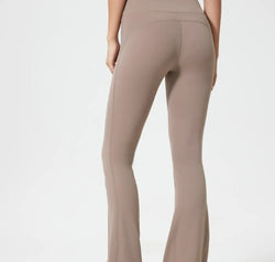 6b3aaa57-1dbe-4651-a7f5-c67916a9cf01-Max