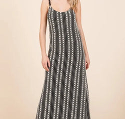 7d28e0c6-6515-4bef-b1b3-5551f1b840df-Max