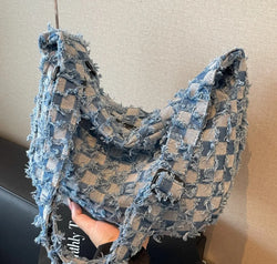 7d3219e3-0567-4775-9070-8f4bd6ff9bad-Max