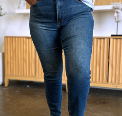 Judy Blue Full Size Tummy Control High Waist Slim Jeans