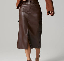 849c6939-b612-45f9-9bd1-1a49ed7bf0cd-Max