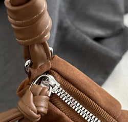 98d1ce56-0050-4909-8319-dd55fcc0daf6-Max