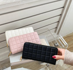 bd696871-c308-46ad-88d2-45b27d83b861-Max