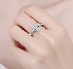 bdee49b49f324a968eb47450ee7b3267-Max