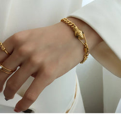 c398ac7c-1532-4218-9f83-c51f15ac40ff-Max-Origin