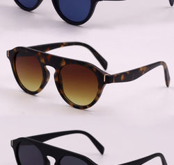 dbdfb82220794b518b7311283aab243f-Max