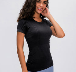 Round Neck Short Sleeve Active T-Shirt
