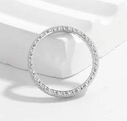 04775527-4d05-415b-99eb-ae64dca717c4-Max