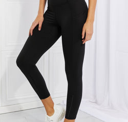 Leggings Depot Full Size Strengthen and Lengthen Reflective Dot Active Leggings