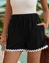 Contrast Trim Tied Shorts with Pockets