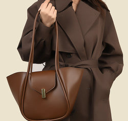 4c15889e-b0e4-480e-bc17-ce5eccab4937-Max