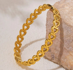 5a59c514-ee62-4299-89aa-fd5e010b723a-Max