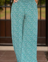 Plus Size Ditsy Floral Wide Lag Pants