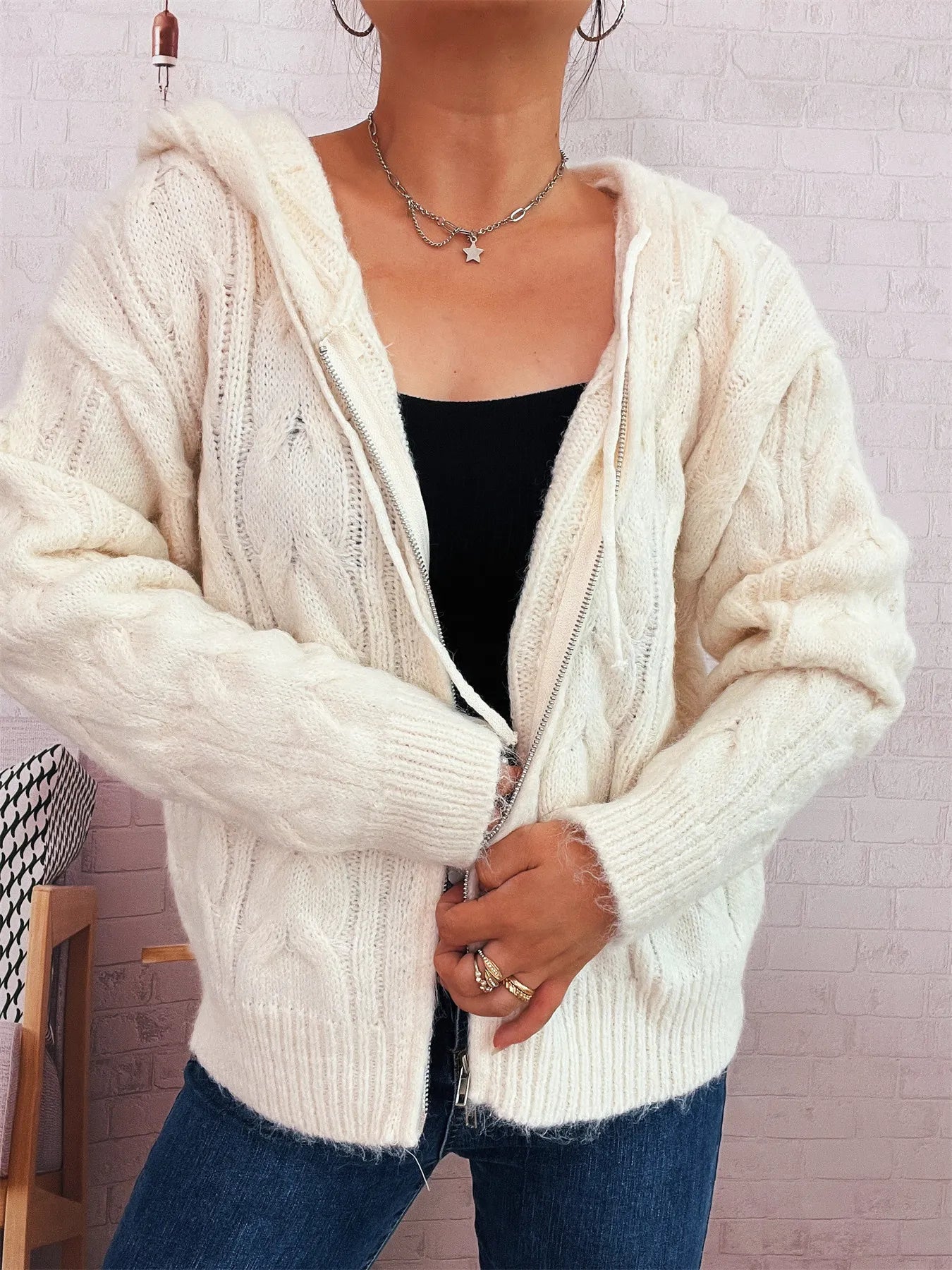 6a2d8662e4a94b8e91c32a00dfce7233-Max-Origin