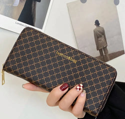 6f97bf4c-9471-40e3-8376-eb2b56ad6f7b-Max