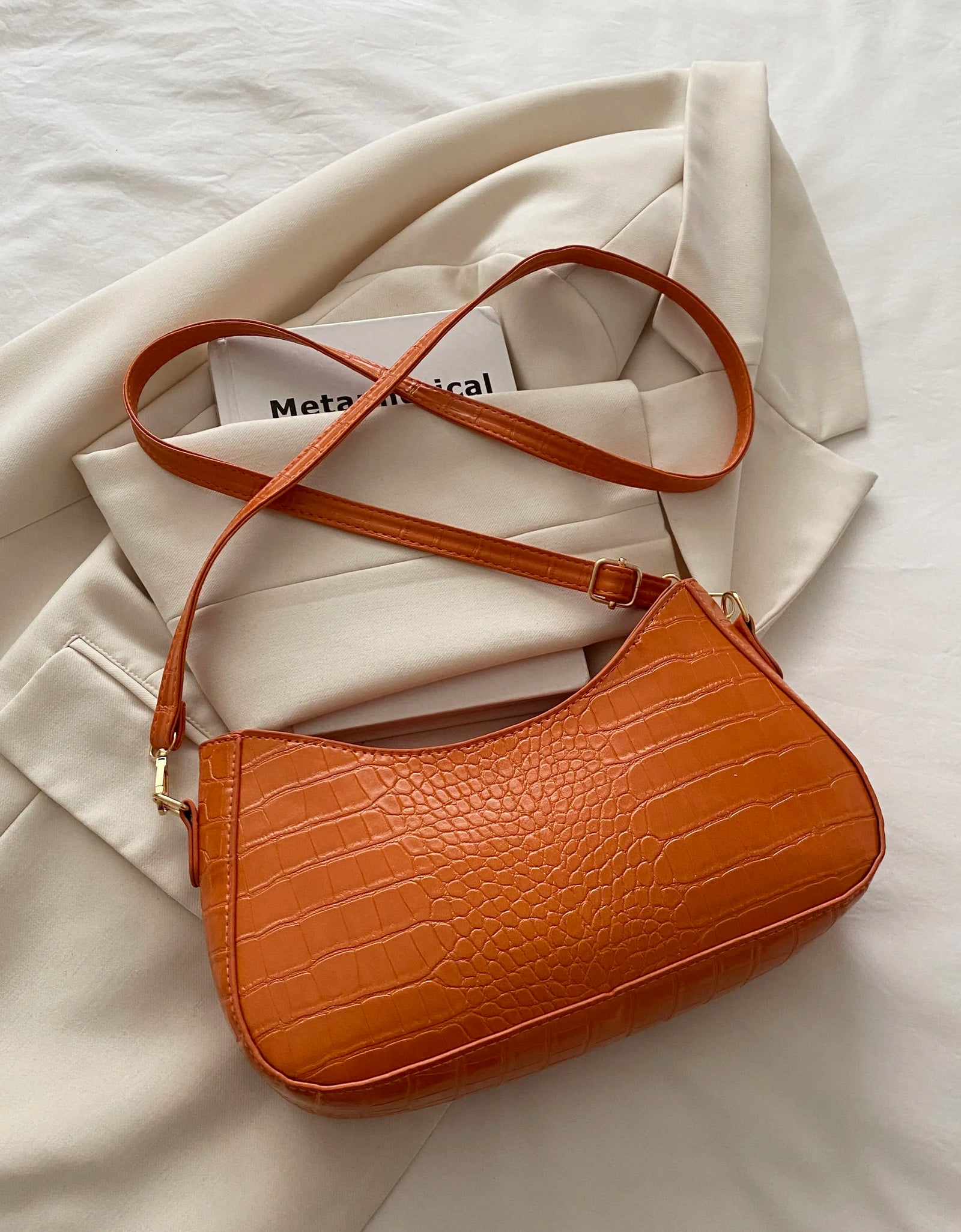 7c821ebbdd9442c4be82f1f3947d2f30-Max-Origin