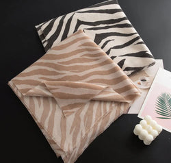 8228eea5-9fcf-40df-8a2f-1b8d3ddc267c-Max