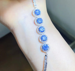 8faafb76-26ef-4f25-b0fb-aaf7cdea1b3f-Max