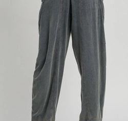 951af284-35cb-48de-81fc-0e800e6837c0-Max