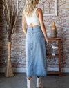 Veveret Slit Mid Rise Waist Denim Skirt