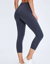 Slim Hip Cropped Leggings