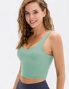 Cropped Scoop Neck Active Tank Top