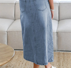 a97701d5-6bbb-4420-a053-382b0ae9fe19-Max