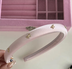 b1f498e9-0273-4afa-939b-55791f03aa22-Max