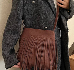 b309c404-94b6-4e83-ba61-12001a15b73b-Max