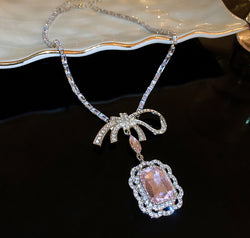 Alloy Crystal Geometric Pendant Necklace