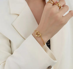 bd1b128e-0c3d-48cc-9fec-1e1579c2d949-Max-Origin