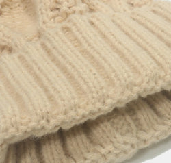 c2478d2f-1728-4a84-86e4-32c1f6cd11f3-Max