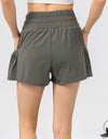 Elastic Waist Pocketed Active Shorts