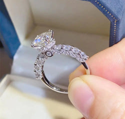 c949ac6c6e76440fa0dc72cacf6bd8cc-Max