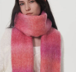 c9f33075-9f6d-4a15-bbb2-15b4fd12f31f-Max