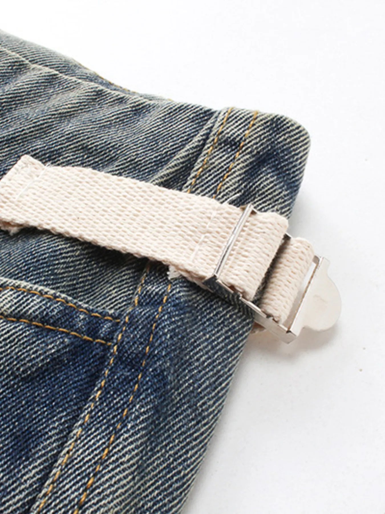 cd825c01db744e338f6fcb81a8132a0e-Max-Origin