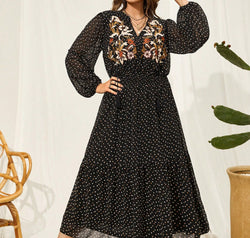 Plus Size Embroidered Tassel Balloon Sleeve Dress