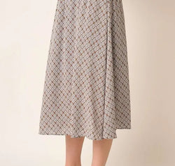 d99dd639-be23-4a9a-96a6-1ba53559e04e-Max