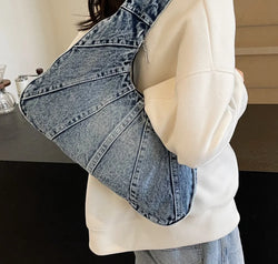 d9b179ac-4d4f-4065-b542-438ccfdeff9c-Max