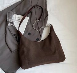 efe3a46b-9c09-4302-9c0b-f603d22ac079-Max