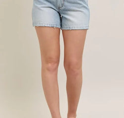 f210a1c1-6005-4d25-98d1-e8990cf0cde1-Max