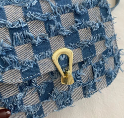 f230f531-8a04-4368-acc5-7f4c24d725d0-Max