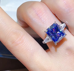 f6855a79-bab9-42e4-bf01-47f59620a550-Max